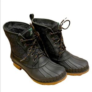NWOT Kamik Sienna Mid Duck Boot Size 7